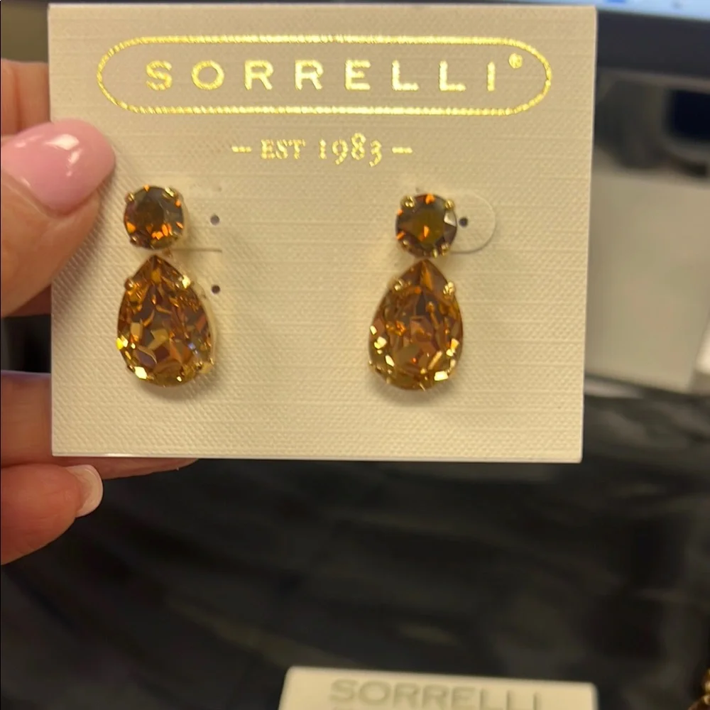 Sorrelli Gold and Brown Necklace with earrings and ring! - Picture 2 of 10
